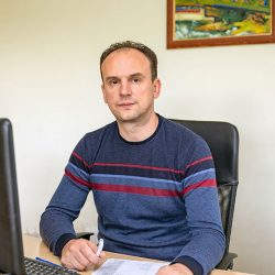 Благојчо Митевски 389 70 354 702
komercija@evropa92.com.mk
